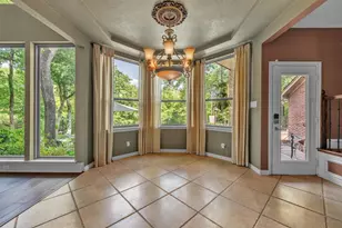 401 Canyon Creek Trail, Fort Worth, TX 76112 - Photo 11