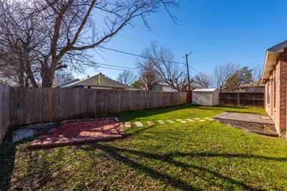 922 White Dove Drive, Arlington, TX 76017 - Photo 17