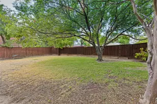 9345 E Lake Highlands Dr, Dallas, TX 75218 - Photo 5