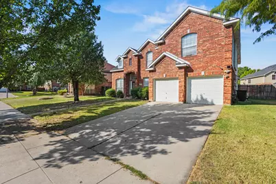 4227 Adam Drive, Grand Prairie, TX 75052 - Photo 3