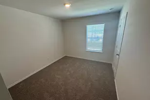 109 Labein Ave, Greenville, TX 75402 - Photo 7
