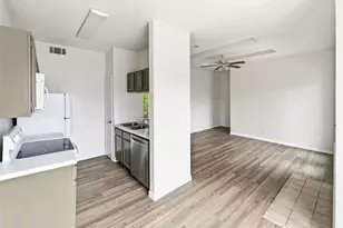 7126 Holly Hill Dr, Dallas, TX 75231 - Photo 5