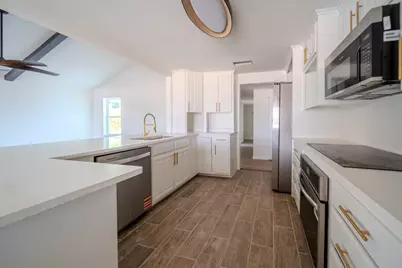 8820 S Normandale Street, Fort Worth, TX 76116 - Photo 9