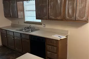 1608 W Kaufman St, Paris, TX 75460 - Photo 5