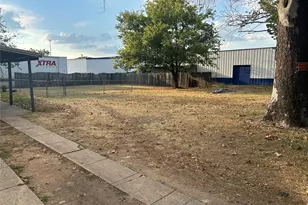1608 W Kaufman St, Paris, TX 75460 - Photo 13