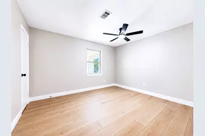 209 W Southern Avenue, Saginaw, TX 76179 - Photo 11