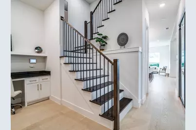 7404 Collin McKinney Parkway, McKinney, TX 75070 - Photo 13