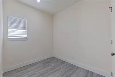 4902 E Highway 199, Springtown, TX 76082 - Photo 13