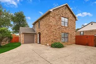 3136 Harbinger Ln, Dallas, TX 75287 - Photo 3