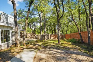 2872 Hurstview Dr, Hurst, TX 76054 - Photo 37