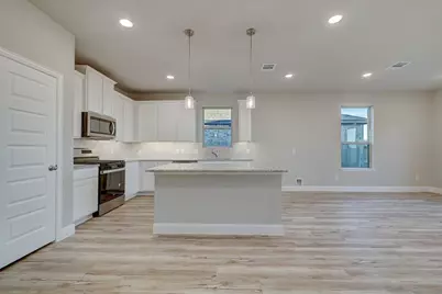 3113 Manchester Drive, Cleburne, TX 76031 - Photo 7
