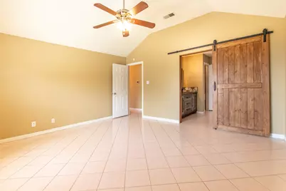 308 Sanders, Denton, TX 76210 - Photo 3