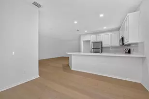 738 Harbour Town Dr, Lake Dallas, TX 75065 - Photo 11