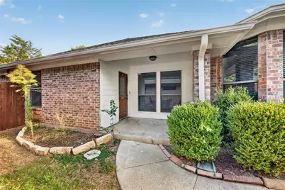 738 Harbour Town Drive, Lake Dallas, TX 75065 - Photo 3