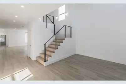 3908 Vilbig Road, Dallas, TX 75212 - Photo 13