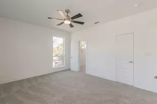 3908 Vilbig Rd, Dallas, TX 75212 - Photo 25