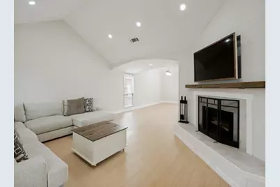 4433 Larner Street, The Colony, TX 75056 - Photo 7