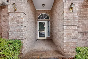 1239 Rivercrest Dr, Mesquite, TX 75181 - Photo 3