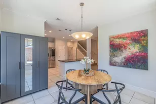 300 Sundance Cir, Irving, TX 75063 - Photo 25
