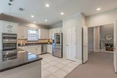 300 Sundance Circle, Irving, TX 75063 - Photo 21