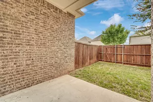8266 Primrose Wy, Dallas, TX 75252 - Photo 31
