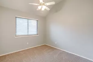 7901 Ember Oaks Dr, North Richland Hills, TX 76182 - Photo 27