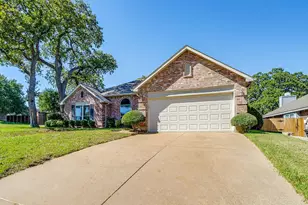 7901 Ember Oaks Dr, North Richland Hills, TX 76182 - Photo 37