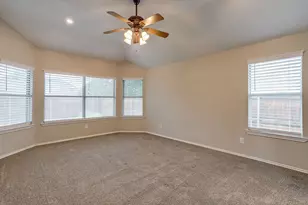 7901 Ember Oaks Dr, North Richland Hills, TX 76182 - Photo 19