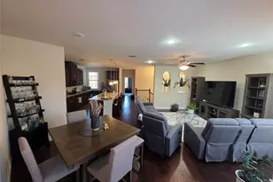7305 Venice Dr, Grand Prairie, TX 75054 - Photo 9