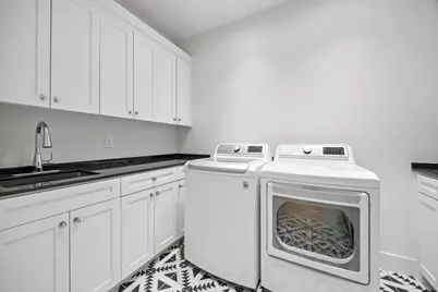 4437 Grassmere Lane, University Park, TX 75205 - Photo 29