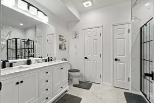 3825 Branch Hollow Cir, Carrollton, TX 75007 - Photo 13