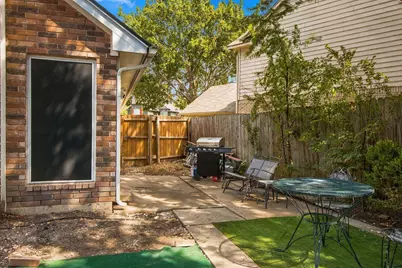 3825 Branch Hollow Circle, Carrollton, TX 75007 - Photo 27