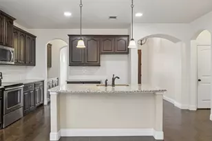 5936 Dunnlevy Dr, Fort Worth, TX 76179 - Photo 7