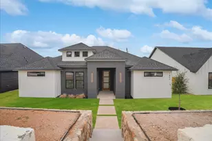 1652 W Wintergreen Rd, Lancaster, TX 75134 - Photo 1