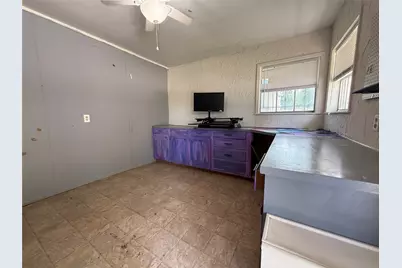 201 E 10th Street, Kaufman, TX 75142 - Photo 25