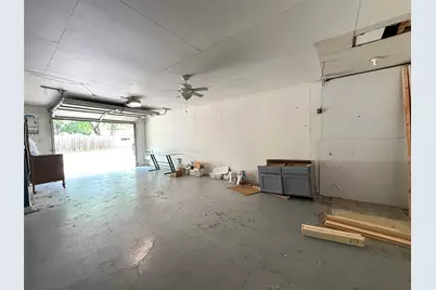 201 E 10th Street, Kaufman, TX 75142 - Photo 27