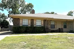 2320 Chestnut Way, Bedford, TX 76022 - Photo 1
