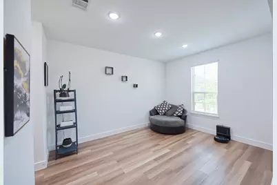 4312 Hollandwood Drive, McKinney, TX 75071 - Photo 13