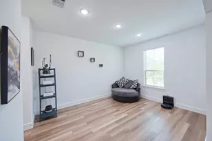 4312 Hollandwood Dr, McKinney, TX 75071 - Photo 13