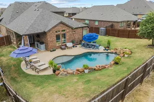 639 Woodridge Dr, Oak Point, TX 75068 - Photo 1