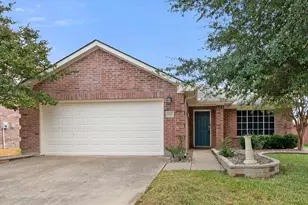 1109 Nighthawk Rd, Fort Worth, TX 76108 - Photo 1