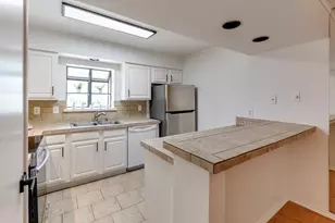 15221 Berry Trail, Dallas, TX 75248 - Photo 3