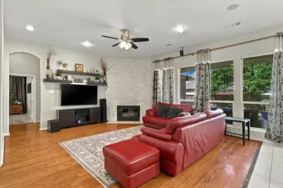 1833 Auburn Drive, Carrollton, TX 75007 - Photo 11