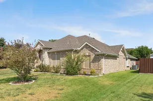 1420 Hudspeth Dr, Carrollton, TX 75010 - Photo 31