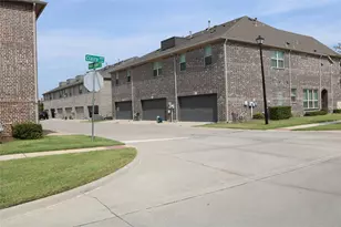 2729 Vista Park Ln, Lewisville, TX 75067 - Photo 25