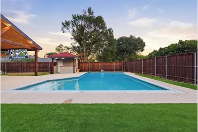 1010 Florence Drive, Duncanville, TX 75116 - Photo 3