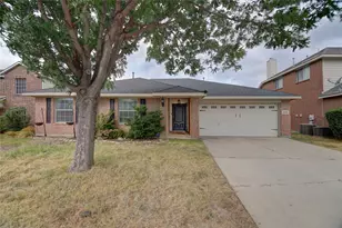 5725 Lionfish Way, Fort Worth, TX 76131 - Photo 1