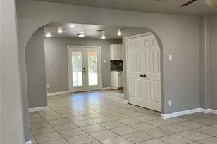 6912 Heritage Ln, Fort Worth, TX 76134 - Photo 7