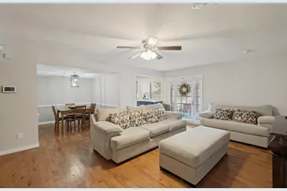 700 Nora Lane, DeSoto, TX 75115 - Photo 7