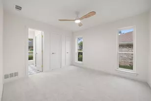 8639 Clover Meadow Dr, Dallas, TX 75243 - Photo 25